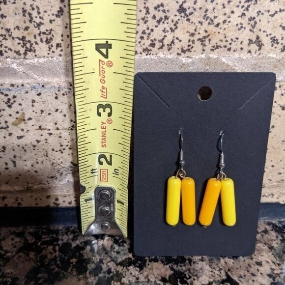 Groovy dangle earrings - Picture 3 of 3